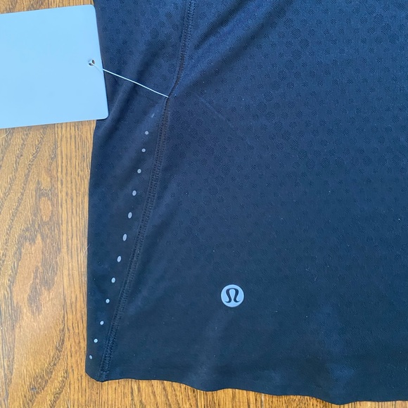 Lululemon Women’s Fast and Free Race Length Black Tank Top Size: 8 - Picture 9 of 9